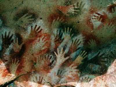 handprints tagging at Cueva de las Manos Photo L. Dubal